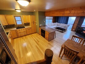 23045 Schussmark Trl, Unit A in Oak Creek, CO - Building Photo
