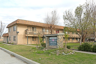 Los Olivos Apartments