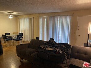 756 N Inglewood Ave-Unit -2 in Inglewood, CA - Foto de edificio - Building Photo