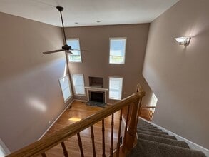 702 Plum St in Dekalb, IL - Building Photo - Building Photo