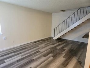 11571 Garnet Way in Auburn, CA - Building Photo - Building Photo