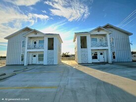 2777 Chavarria St, Unit 4 in Eagle Pass, TX - Building Photo