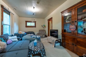 807 S Main St in Ann Arbor, MI - Building Photo - Building Photo