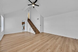 4474 Buena Vista Dr in Las Vegas, NV - Building Photo - Building Photo