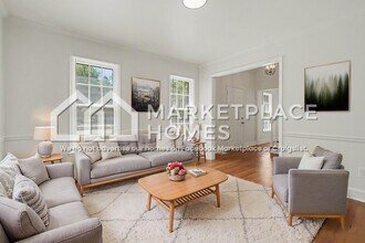 190 Willow Glenn Dr in Marietta, GA - Building Photo - Building Photo