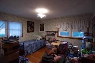 227 Green River Rd in Greenfield, MA - Building Photo - Building Photo