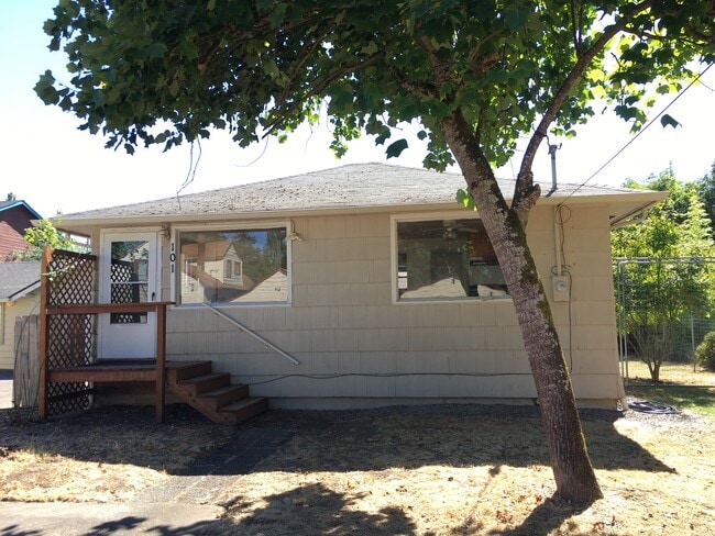 property at 101 NE Byron Pl