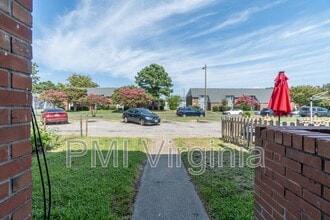909 E Liberty St in Norfolk, VA - Building Photo - Building Photo