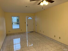 3220 Redwood Ln in Gulf Breeze, FL - Building Photo - Building Photo