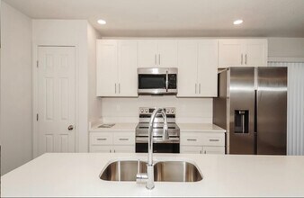 9 Philmont Ln in Palm Coast, FL - Foto de edificio - Building Photo