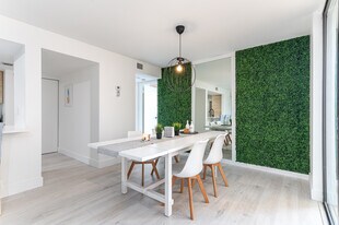 950 Egret Cir in Delray Beach, FL - Building Photo