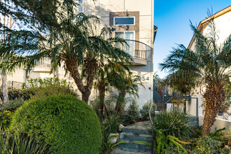954 14th St in Santa Monica, CA - Foto de edificio - Building Photo