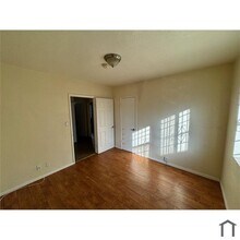 1939 W 35th St in Los Angeles, CA - Building Photo - Building Photo
