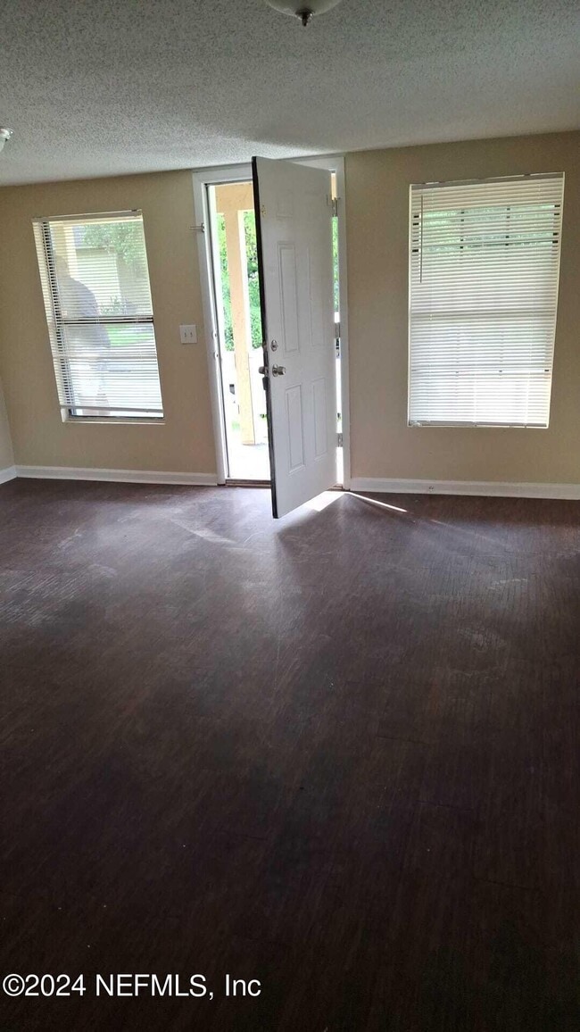 718 Lynton St in Jacksonville, FL - Building Photo - Building Photo