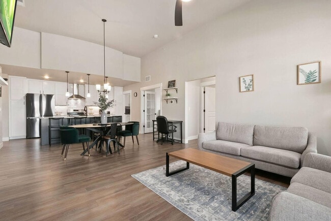 1875 Fall River Dr in Loveland, CO - Building Photo - Building Photo