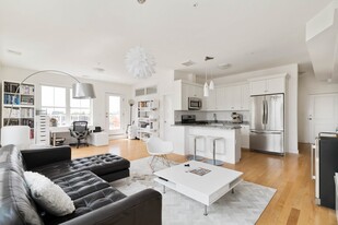 70 Prospect St in Somerville, MA - Building Photo