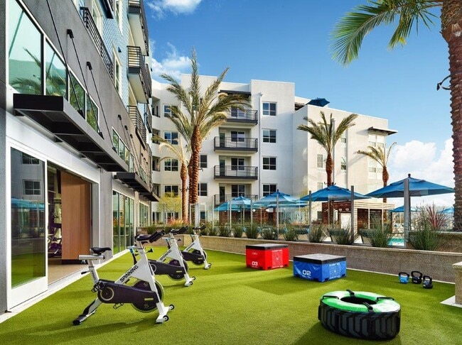 Blu Apartments in Laguna Niguel, CA - Building Photo - Building Photo