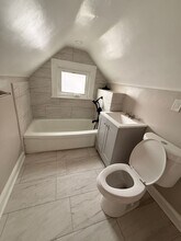 16904 Endora Rd in Cleveland, OH - Building Photo - Building Photo