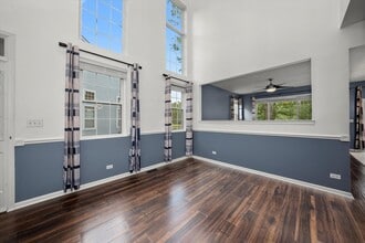 2468 Reflections Dr in Aurora, IL - Building Photo - Building Photo