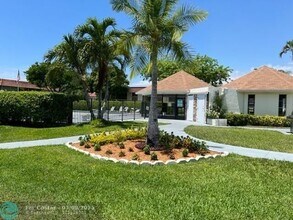 22775-22766 SW 66th Ave in Boca Raton, FL - Building Photo - Building Photo