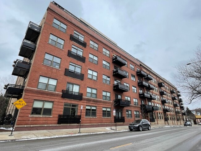 property at 1735 W Diversey Pkwy
