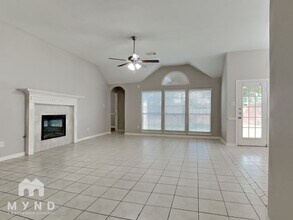 22902 Creekside Gate Ct in Tomball, TX - Building Photo - Building Photo