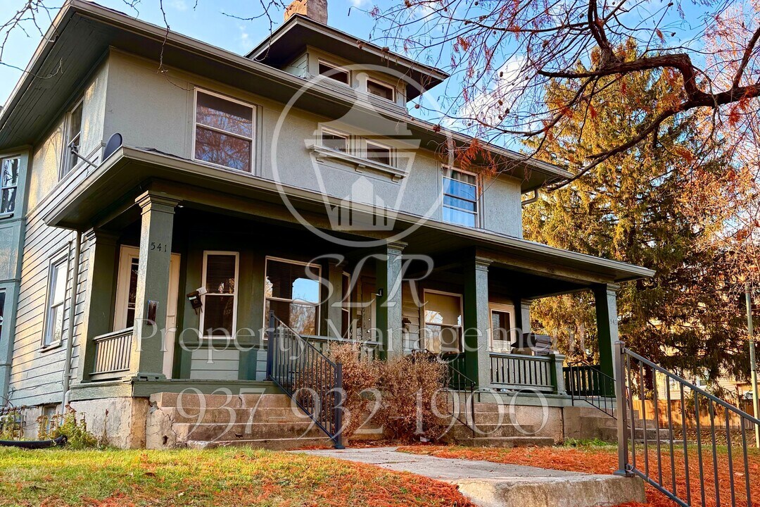541 Grafton Ave in Dayton, OH - Building Photo