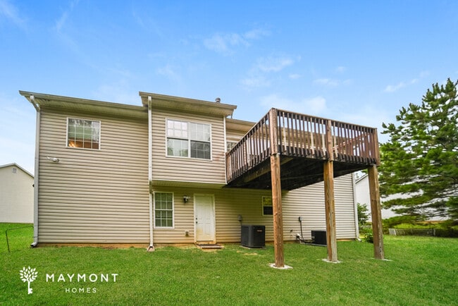 665 Tipperary Rd in Hampton, GA - Building Photo - Building Photo