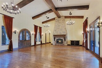 4365 N Campbell Rd in Las Vegas, NV - Building Photo - Building Photo