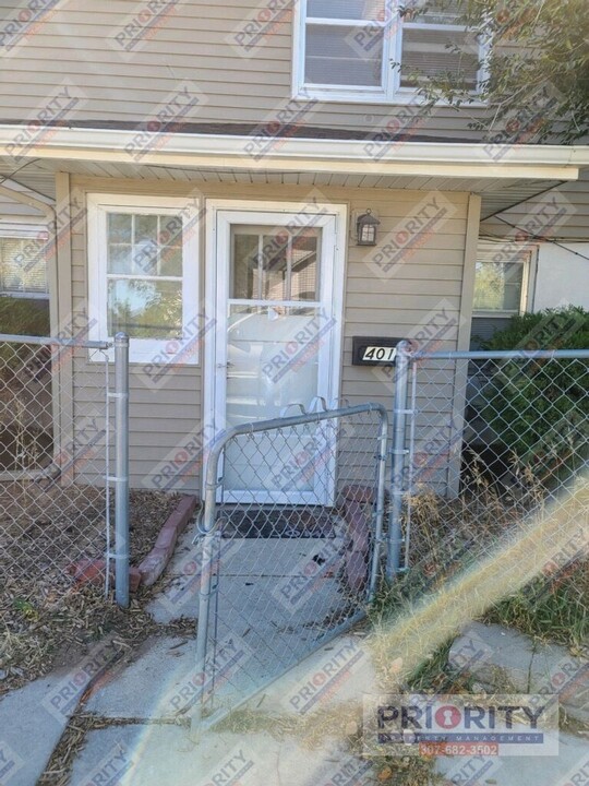 401 W 6th St in Gillette, WY - Foto de edificio