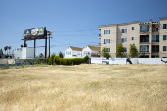 The Heights - West in Los Angeles, CA - Foto de edificio - Building Photo