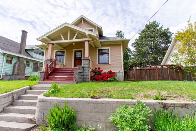 4135 N Borthwick Ave in Portland, OR - Building Photo - Building Photo