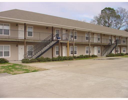 3425 Patrick St in Lake Charles, LA - Foto de edificio