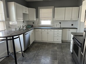 115 Winthrop St-Unit -2 in Winthrop, MA - Building Photo - Building Photo