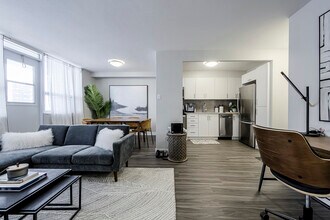 Gowan Court in Toronto, ON - Building Photo - Building Photo