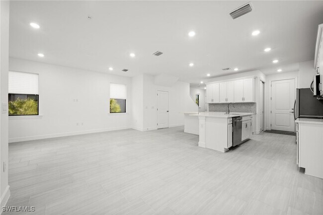 property at 4286 Sonoma Oaks Dr