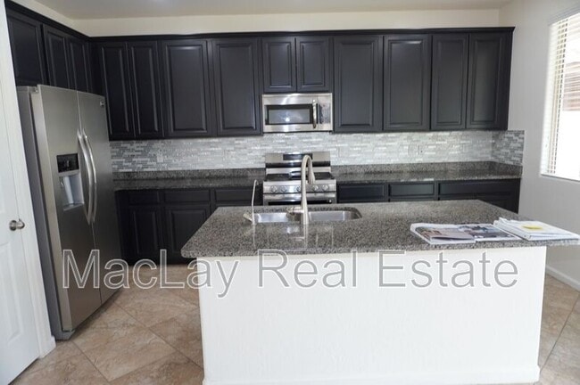 3263 S Miller Dr in Chandler, AZ - Building Photo - Building Photo