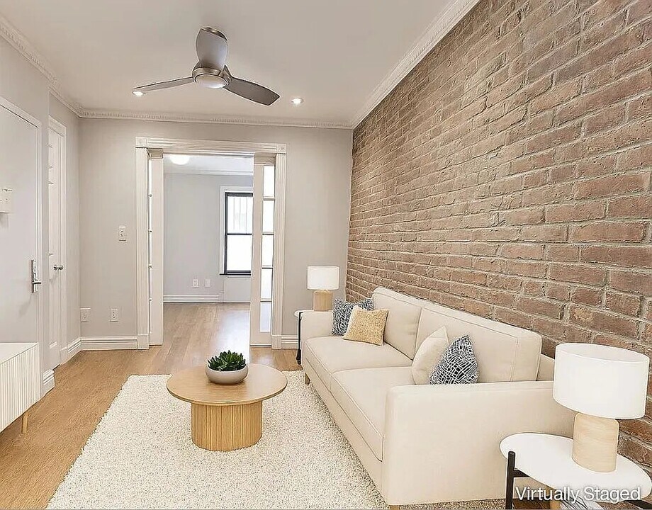 345 W 53rd St in New York, NY - Foto de edificio