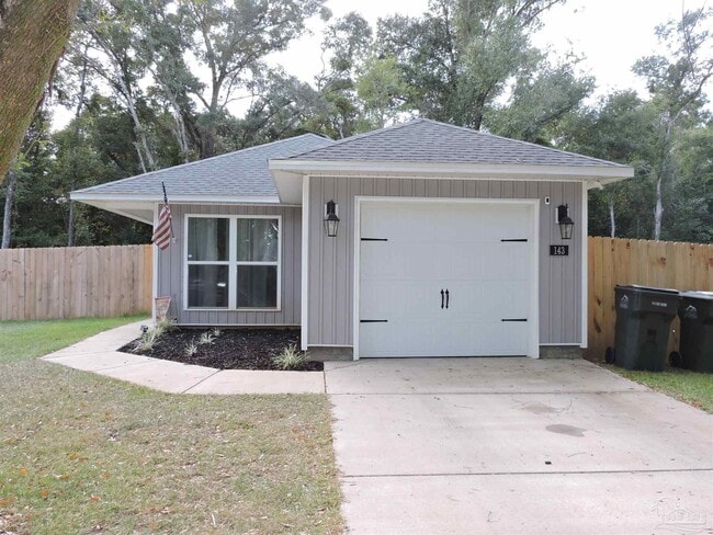 143 Calvert Oaks Dr in Pensacola, FL - Building Photo - Building Photo