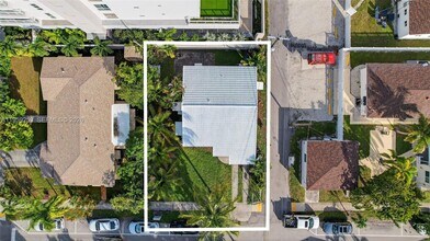 517 S 19th Ave in Hollywood, FL - Building Photo - Building Photo