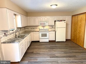 1121 Progress Rd in Chambersburg, PA - Building Photo - Building Photo