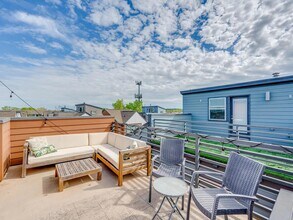 1406 Waterloo Shore Ln in Austin, TX - Building Photo - Building Photo