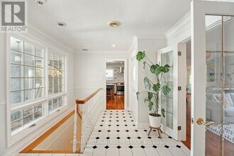 275 Crocus Ave in Ottawa, ON - Building Photo - Building Photo