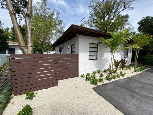 property at 11310 Peachtree Dr