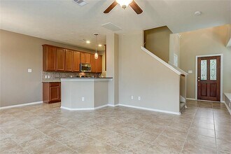 251 Bloomhill Pl in Magnolia, TX - Building Photo - Building Photo
