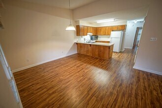 910 Alliegood Ct in Tallahassee, FL - Building Photo - Building Photo