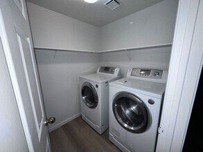 1262 Valley Creek Rd in Reno, NV - Building Photo - Building Photo