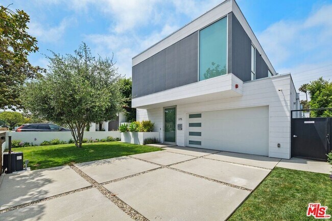 property at 3715 Meier St