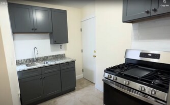 208 Kelton St, Unit 4 in Boston, MA - Building Photo