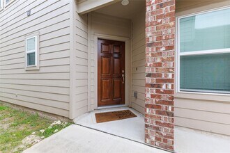 11413 Hackmatack Way in Houston, TX - Building Photo - Building Photo